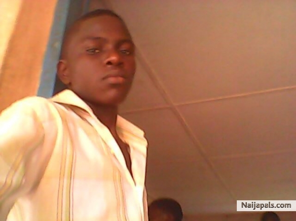 swaggs - click for next photo