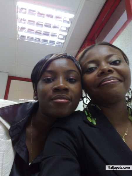 viv&oge - click for next photo