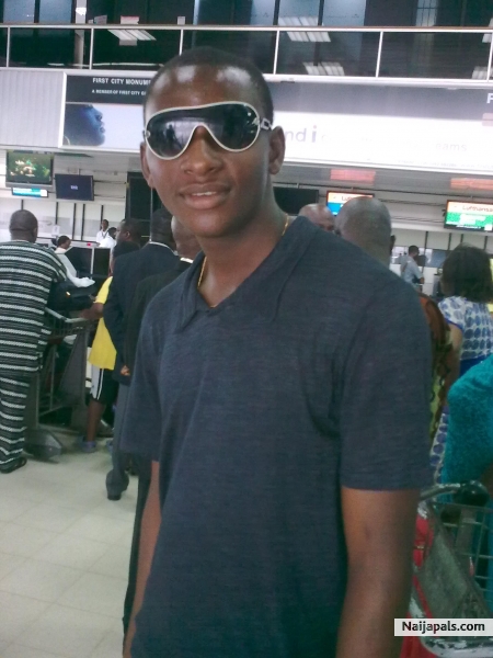 Check me out.Ain' t So cute? - click for next photo