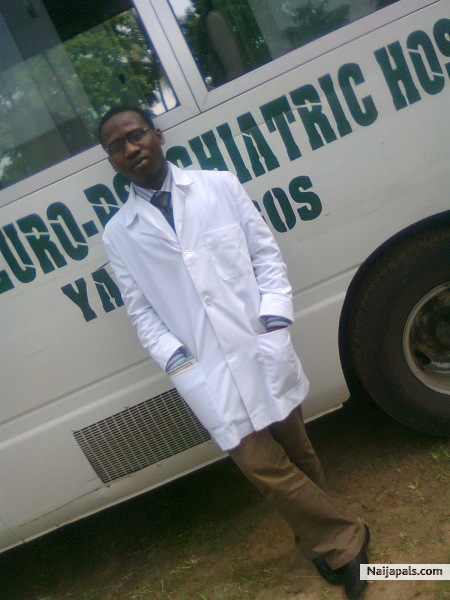 An Intern in the Neuro Psychiatry Hospital, Yaba. - click for next photo