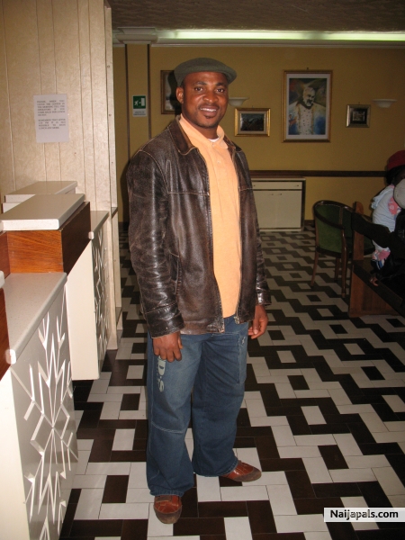  - click for next photo
