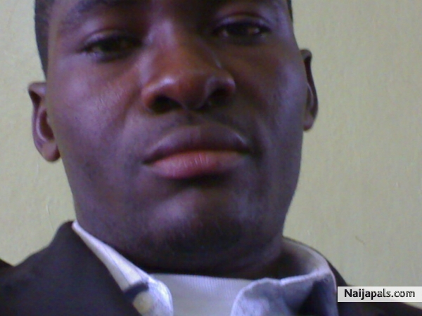 Tunde - click for next photo