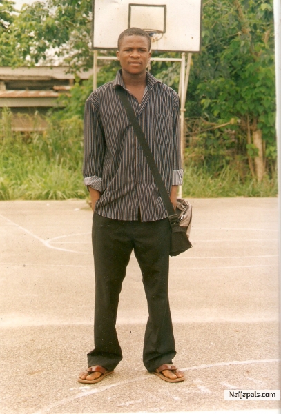  - click for next photo
