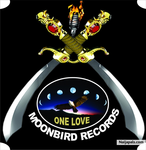 MOONBIRD RECORDS - click for next photo