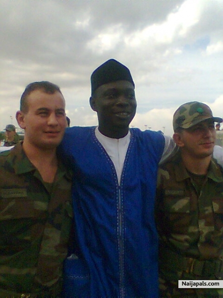 my body guards!!!! - click for next photo