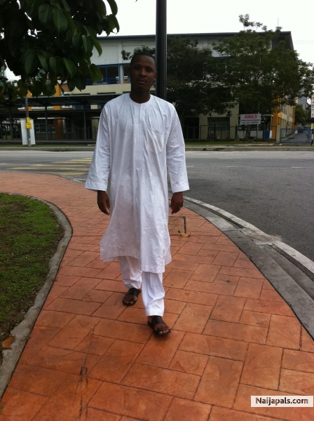 STUDENT - click for next photo