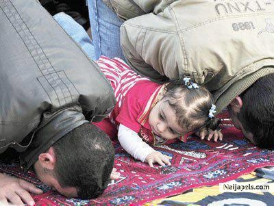 a fada is a gud xample 2 his child - click for next photo