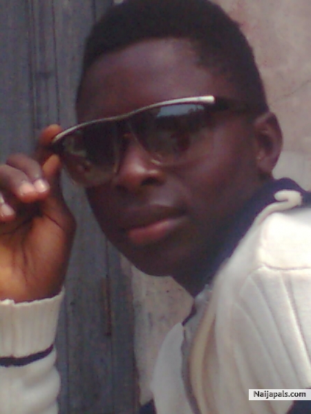 lag boy - click for next photo