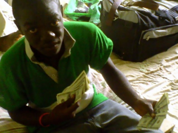  - click for next photo