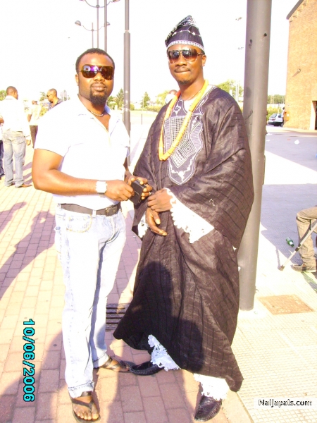  - click for next photo