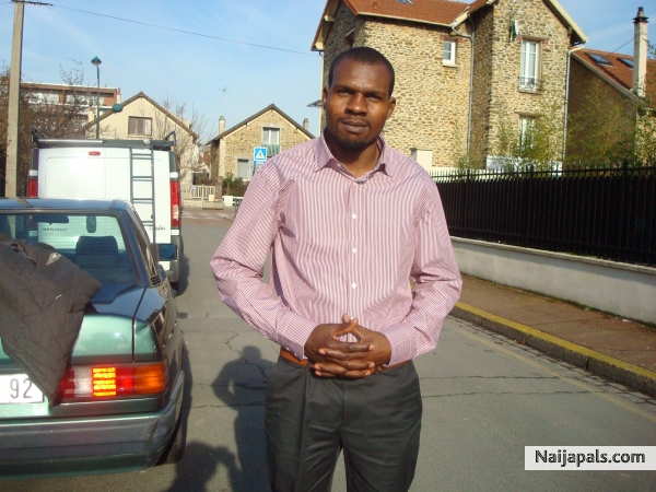 - click for next photo