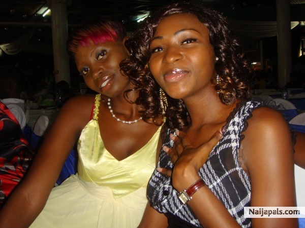 D SKP unveilin nite! Ma galie Stella & me - click for next photo