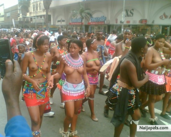 world cup in s africar the grils - click for next photo