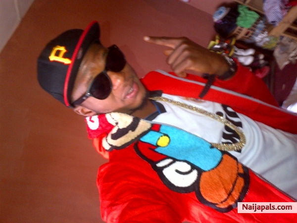  - click for next photo