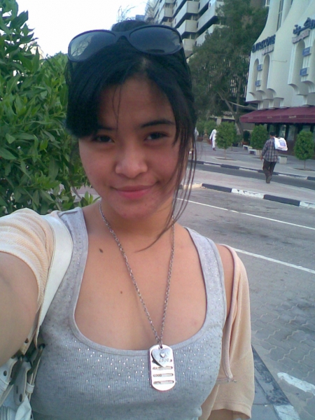 just wanna beat the heat in dubai. - click for next photo