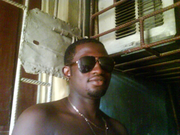 na me oooooooo - click for next photo