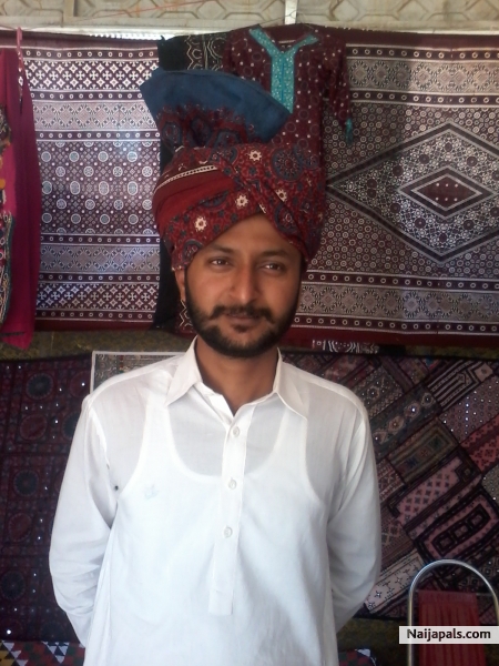  - click for next photo
