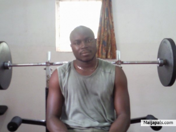 AT TH GYM - click for next photo