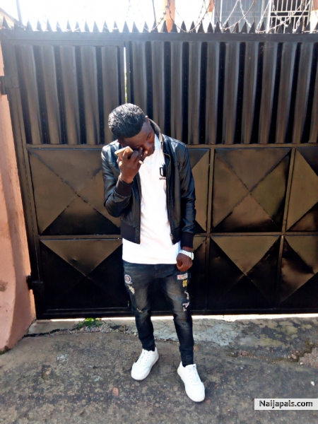 Don Akins Omobabamimo - click for next photo