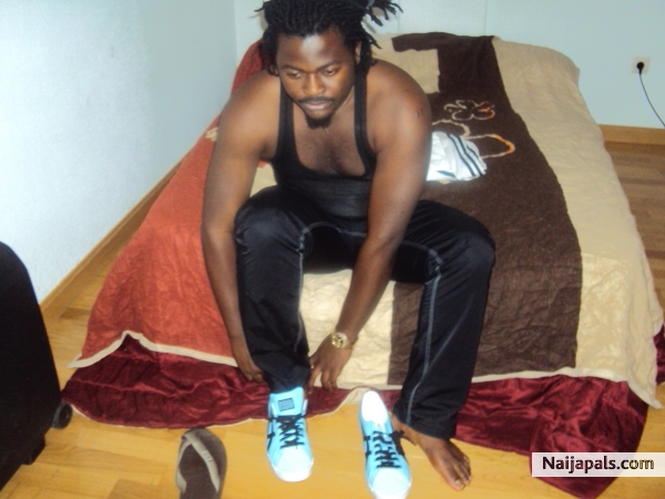  - click for next photo