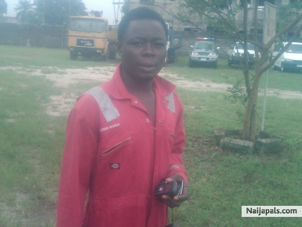  - click for next photo