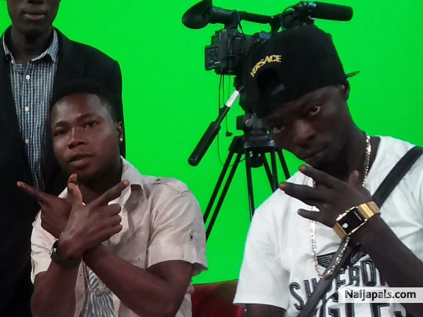 Walexy and Yomi_Blaze on #GalaxyTv show... Eyin temi no time to waste at all noe! - click for next photo