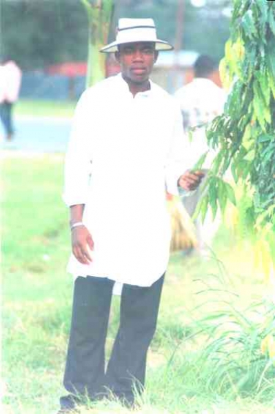  - click for next photo