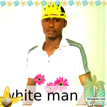 The new king is ordinated - click for next photo