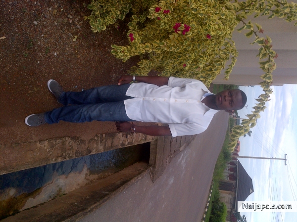 i - click for next photo