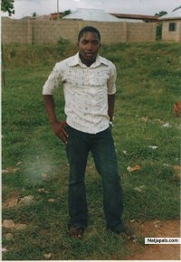 BIZ BOY - click for next photo