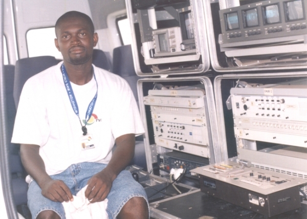 tv3 network ltd mcp/ccu ob van ghana independence - click for next photo