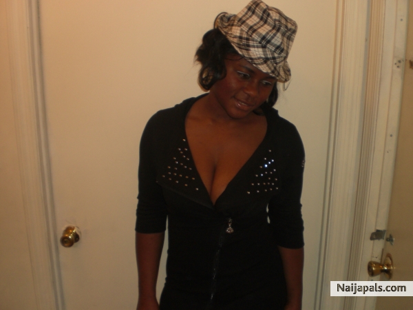 she was trying to make the m.j move..but sha she still try. - click for next photo