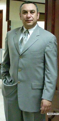  - click for next photo